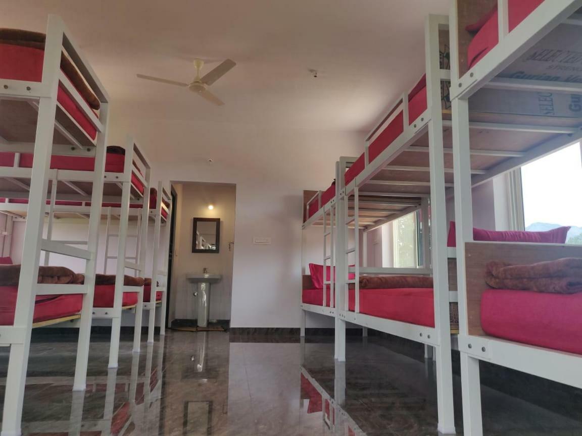 Hostel Trippr Chikkamagaluru Chikmagalūr Exterior foto